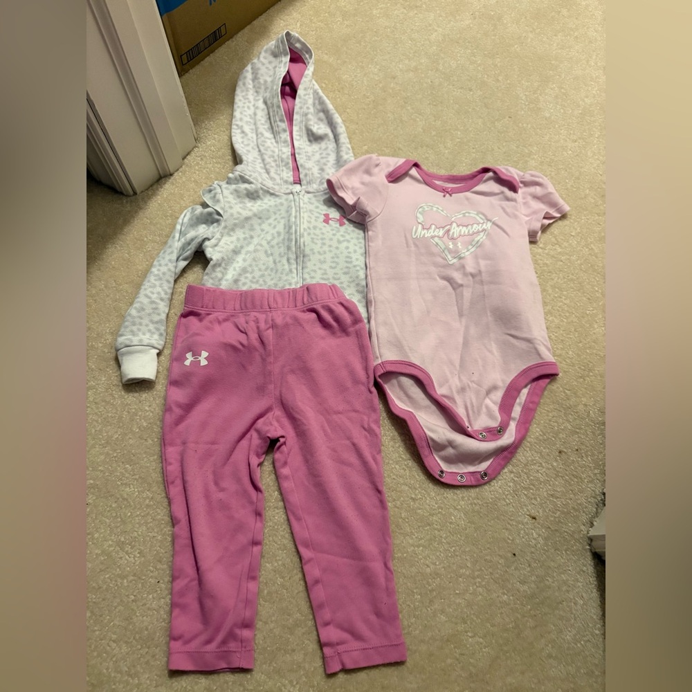 🌸5/$50🌸 Under Armour Infant Set - Pink and White